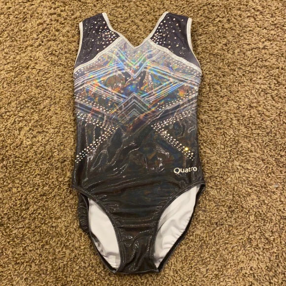 Quatro leo - Picture 1 of 4